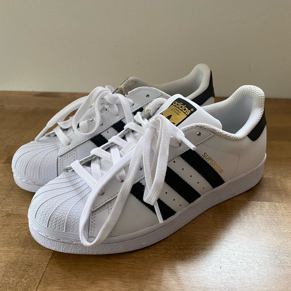 💫 Adidas Superstars 💫